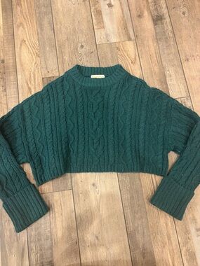 Women’s Sugar Moon Cropped Long Sleeve Sweater